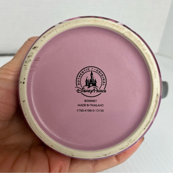 Minnie Mouse “mornings aren’t easy” mug Disney - Picture 5 of 6